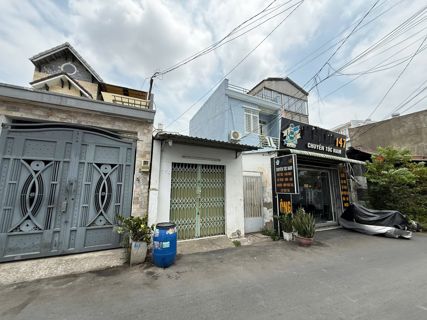 Bán nhà mặt tiền Phước Long B, Đường 147 (6m) – Nhà 1 tầng 4m x 18.4m, 2PN, gần chợ và trường học